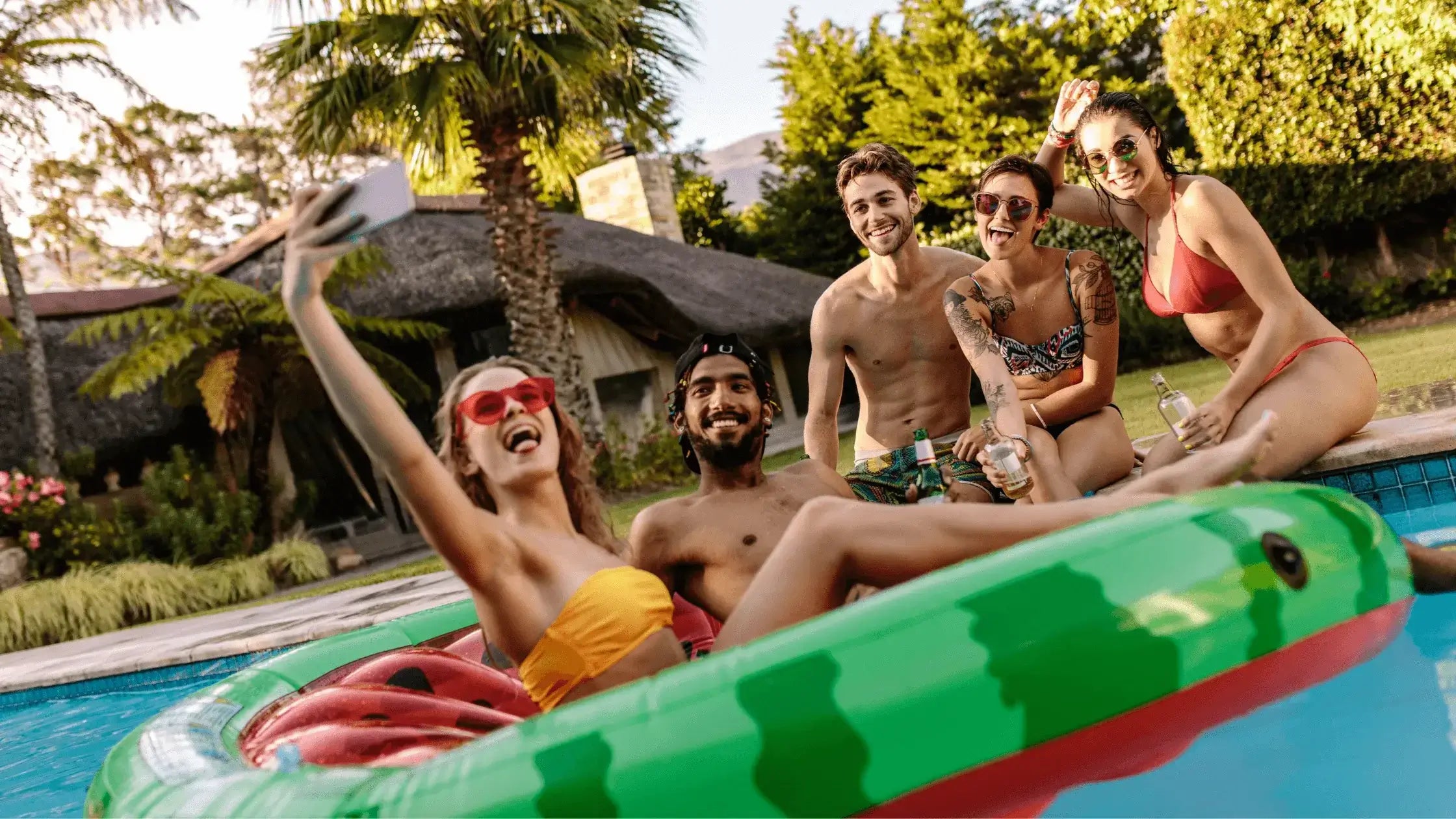 Embrace the Summer High: 7 Ways to Enjoy Cannabis this Season