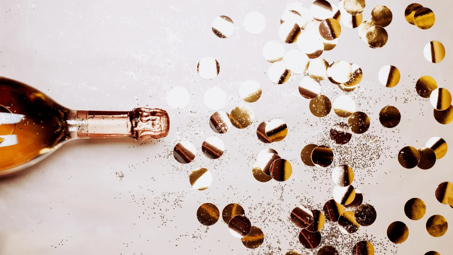 5 Must-Have THC & CBD-Infused Cocktails for Your Holiday Gathering