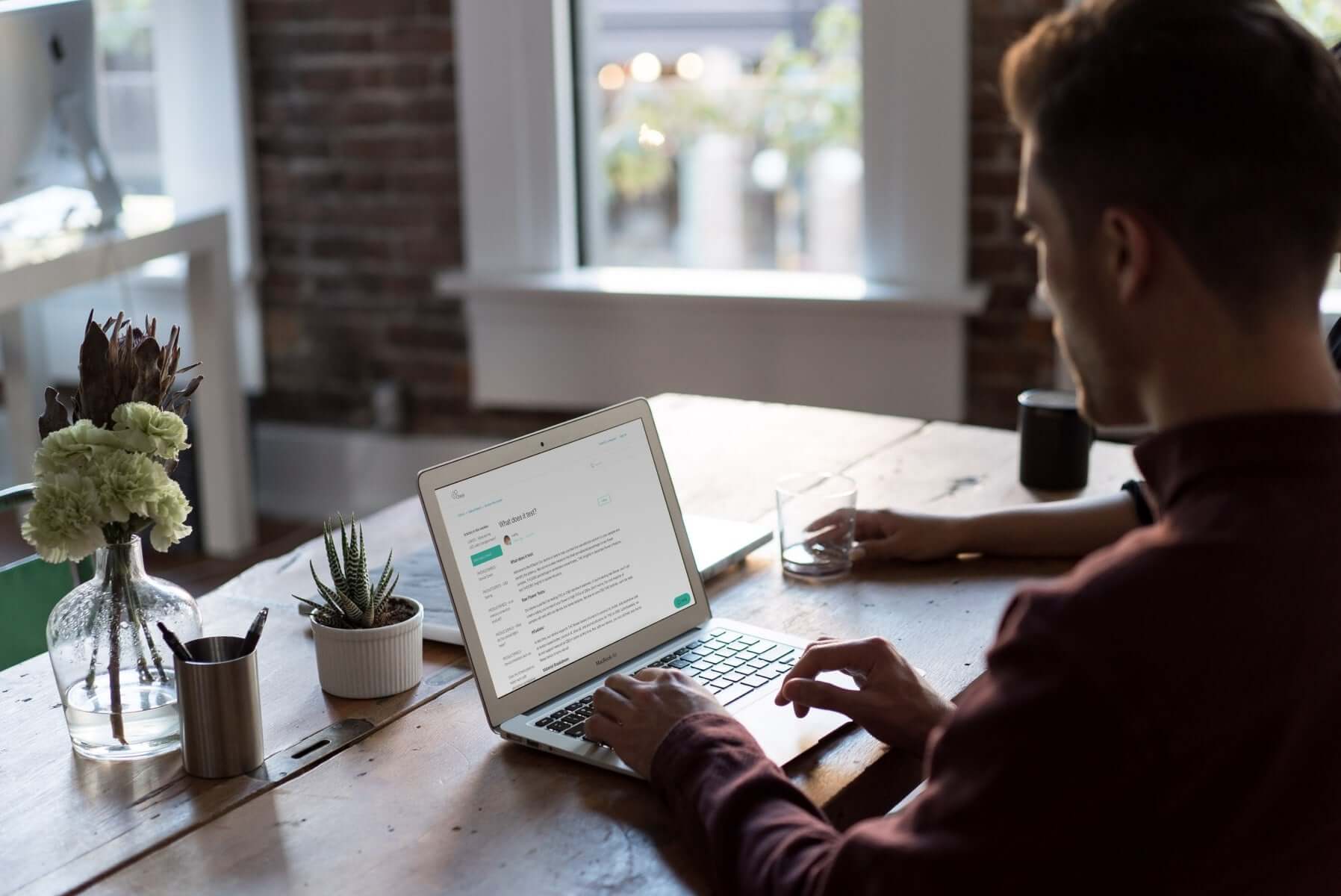 Customer getting support from tCheck team