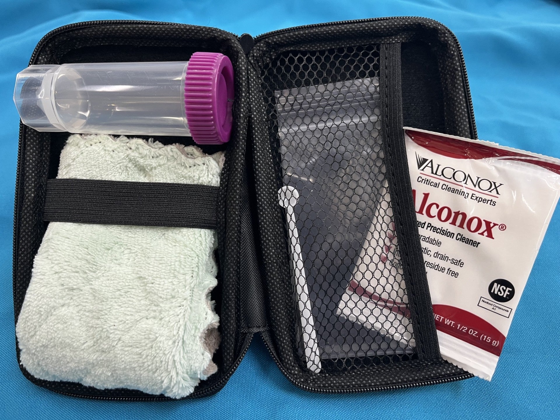 Tray Cleaning Kit